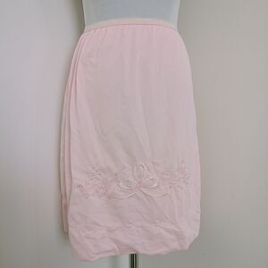 Pink Half Slip Skirt 100% Nylon Embroidered RN 28269 Size Medium??